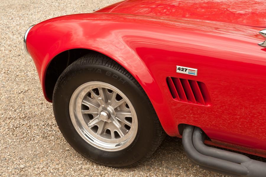  Shelby Cobra 427 1968 года  (фото 15 из 19)